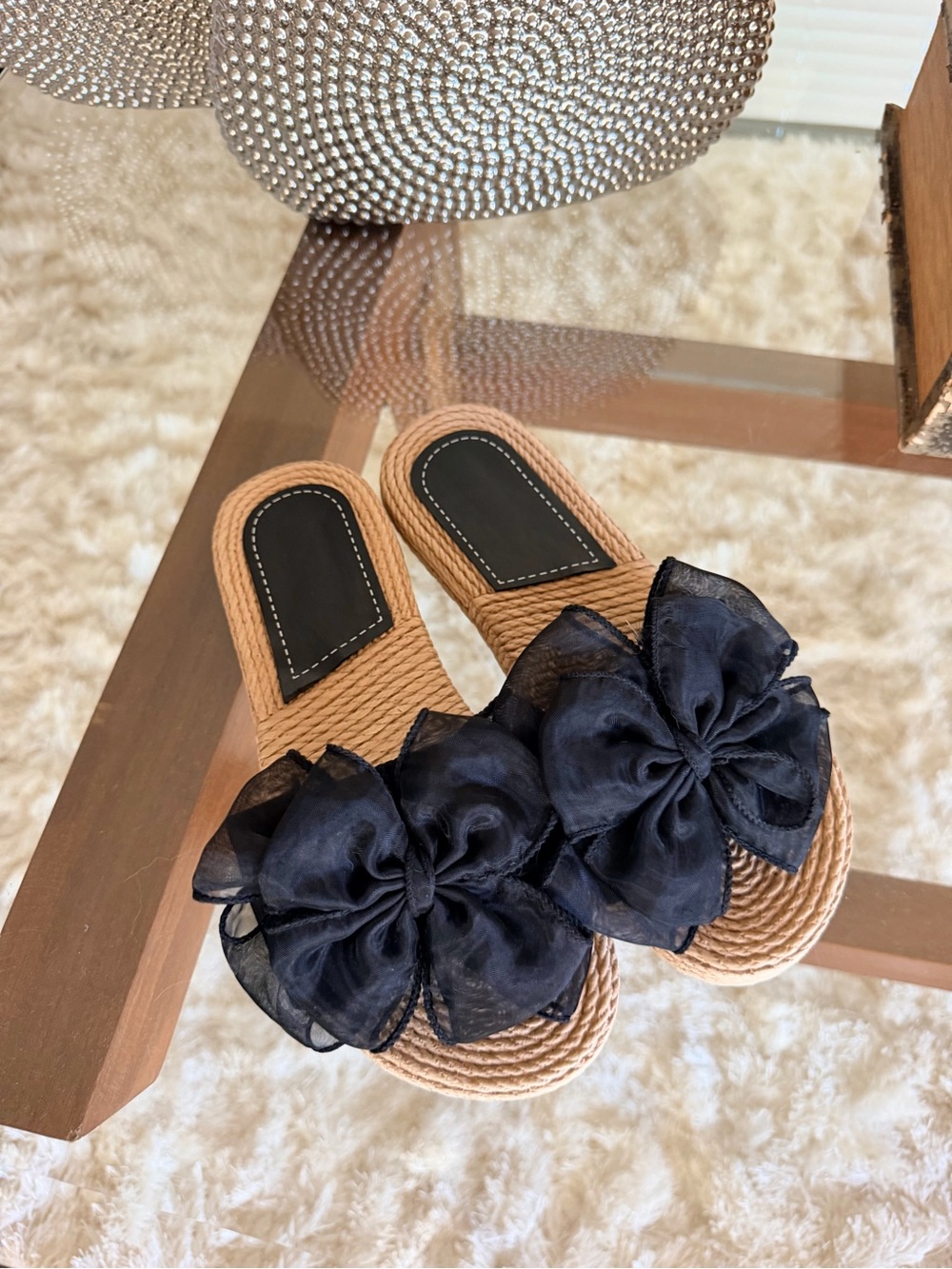Women’s Black Bow Lightweight Slide Sandals